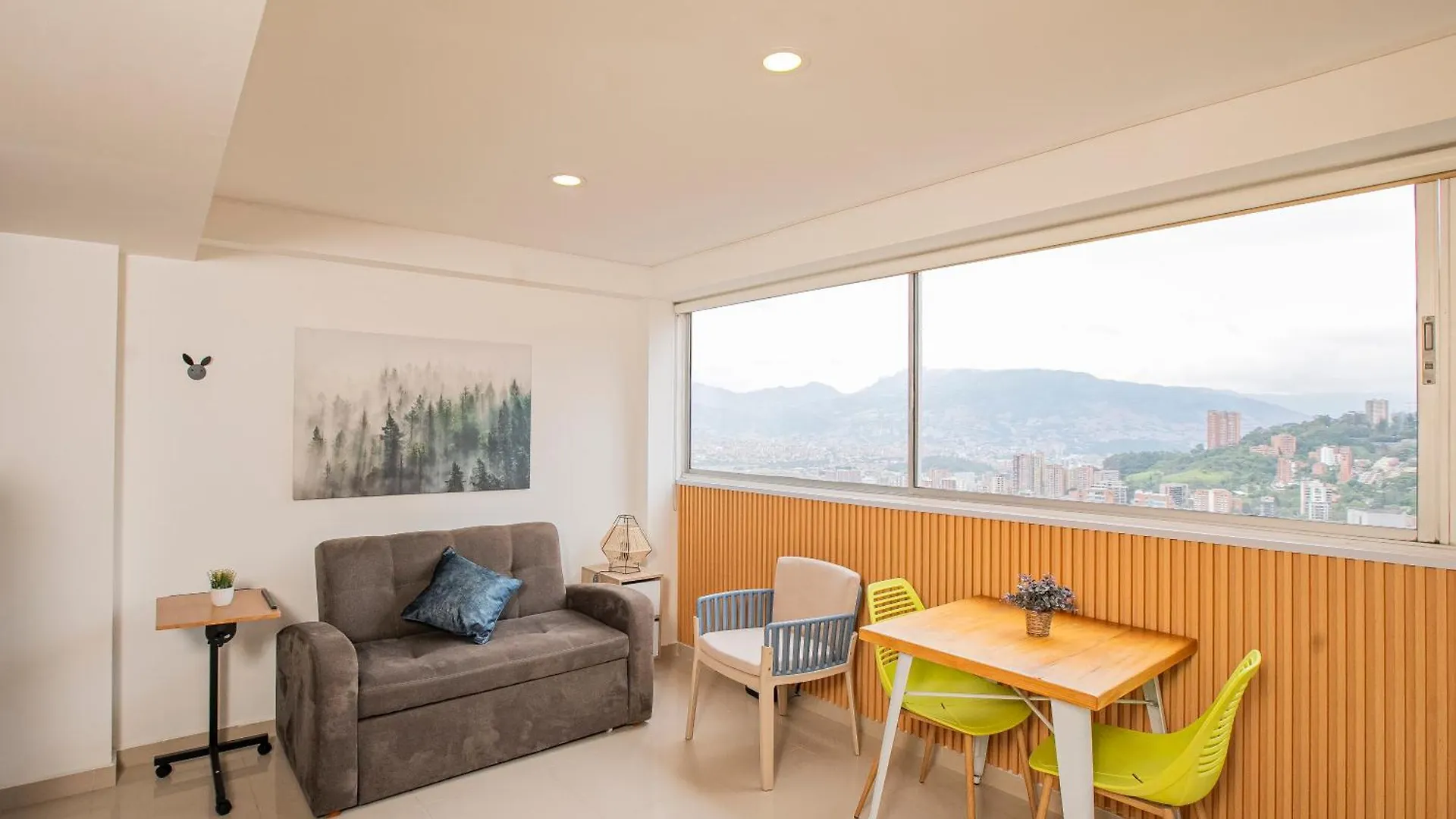 Apto Con La Mejor Vista Del Edificio 메딜린 0*,  콜롬비아